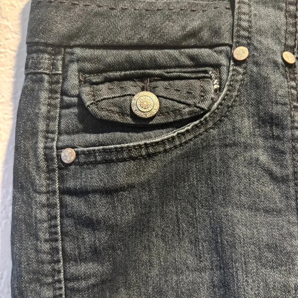 Women's Mid-Rise Denim Jean Shorts 5”